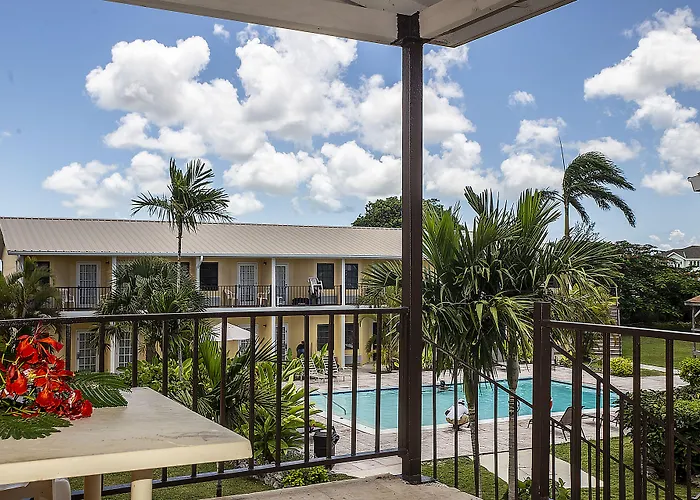 Orange Hill Beach Inn